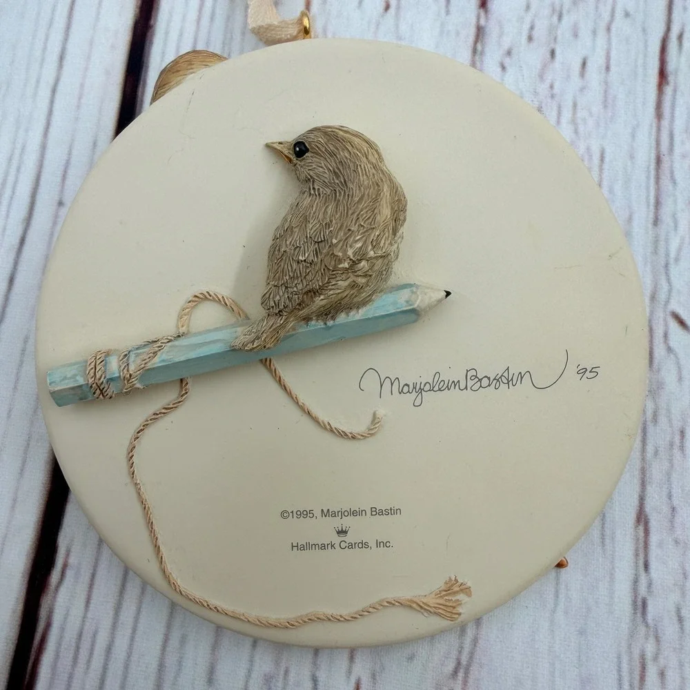 Hallmark 1995 Marjolein Bastin Bird Nest Pencils Ornament Vintage‎ QX5747